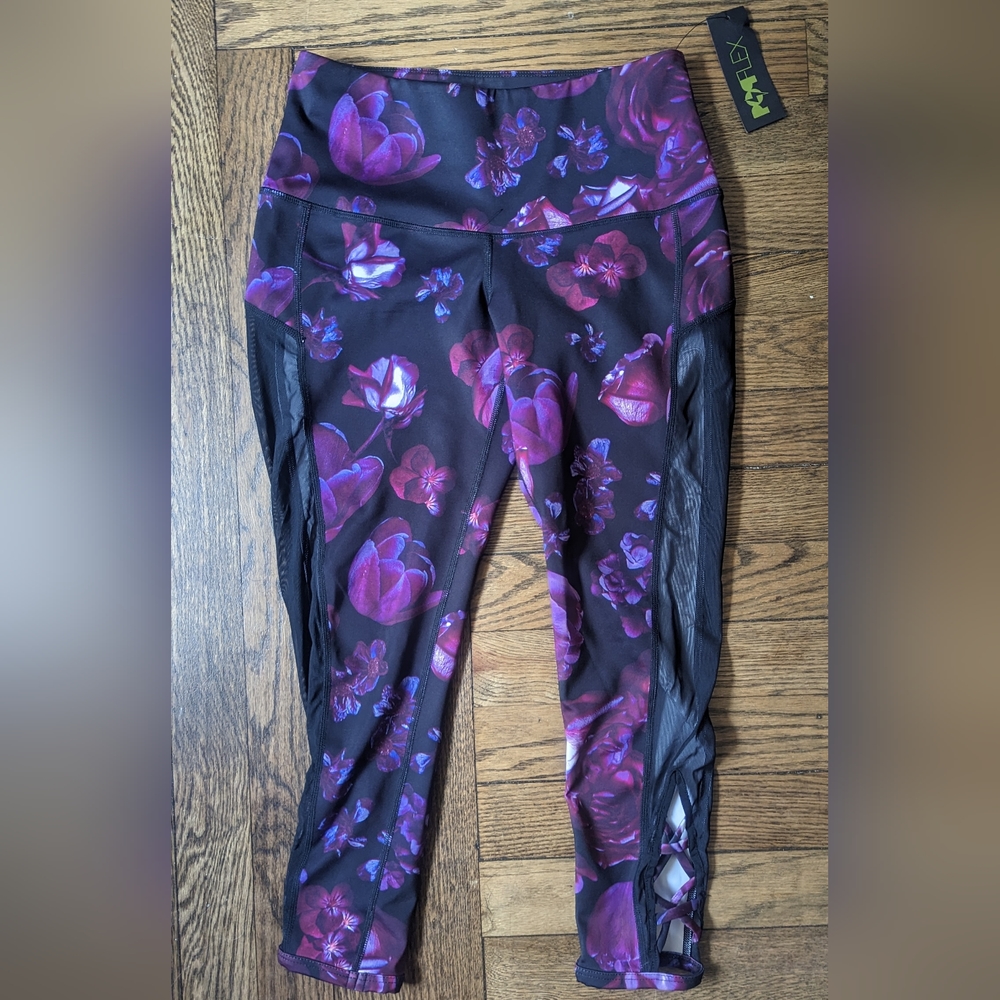 POPFLEX Active/Blogilates Wishing Star Capri in Dark Bloom - Size 4